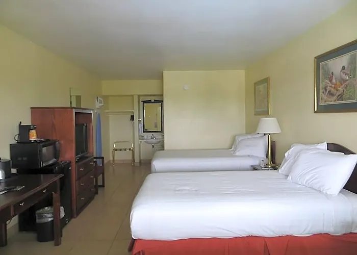 Flagship Inn