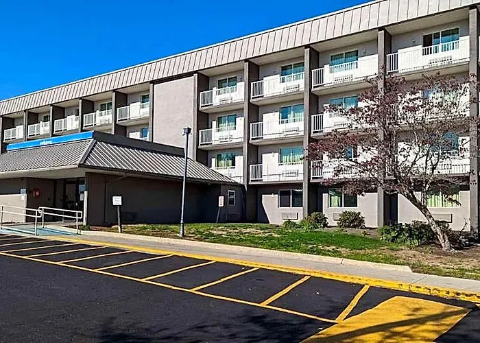 Motel 6-Danvers, Ma - Boston North
