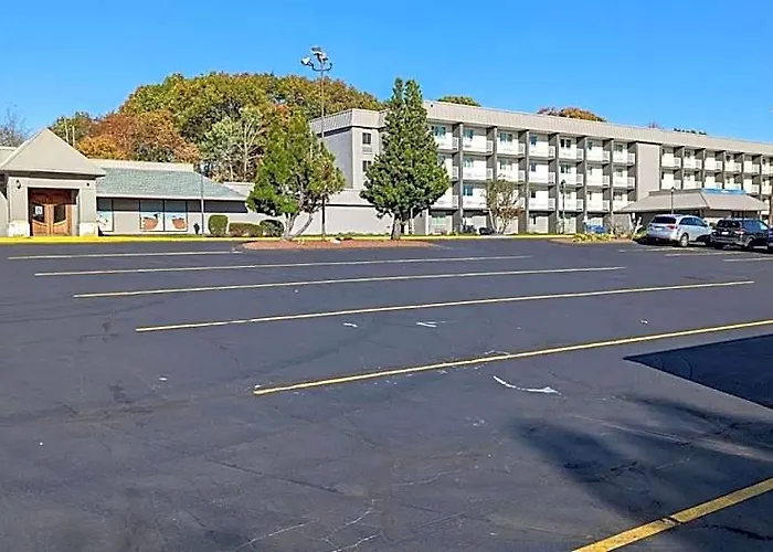 Motel 6-Danvers, Ma - Boston North