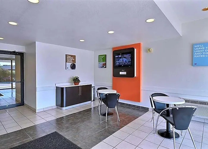 Motel 6-Danvers, Ma - Boston North