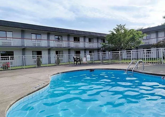 Sprucewood Inn