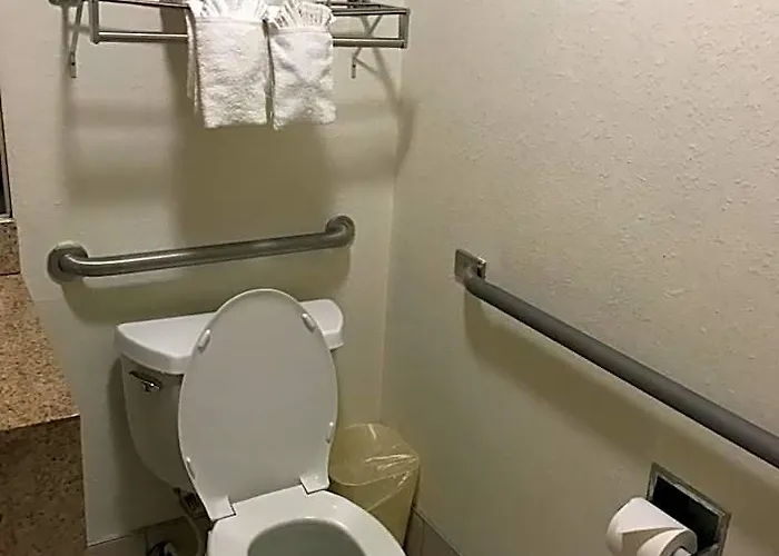 The Best Inn & Suites