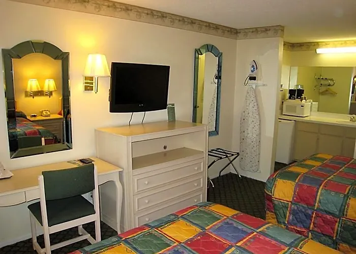 Town House Motel