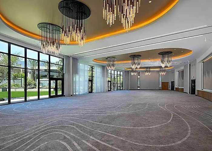 The Santa Anita Inn