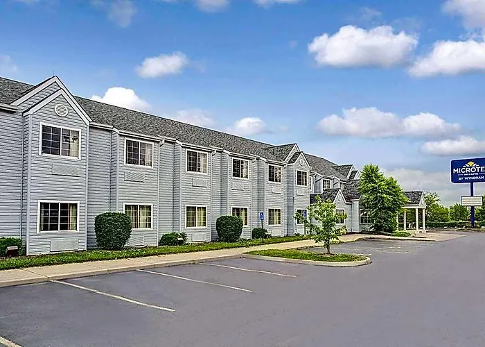 Microtel Inn & Suites By Wyndham Mason
