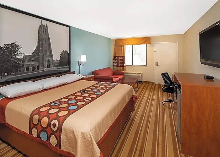 Super 8 By Wyndham Burlington Nc