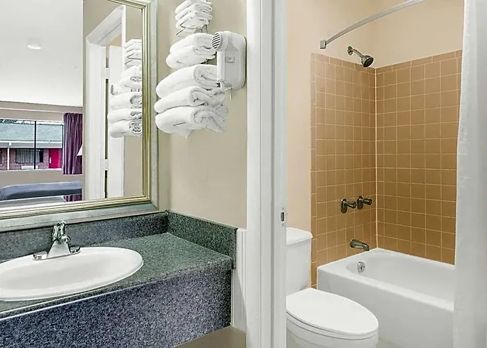 Hotel Express Anniston/Oxford