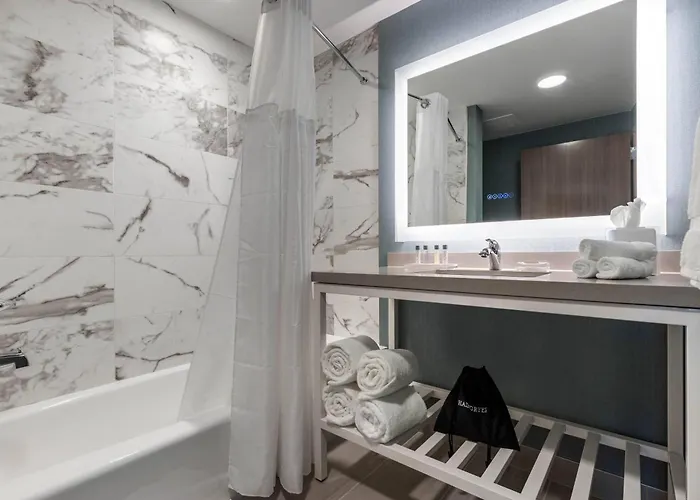 Cambria Hotel West Orange