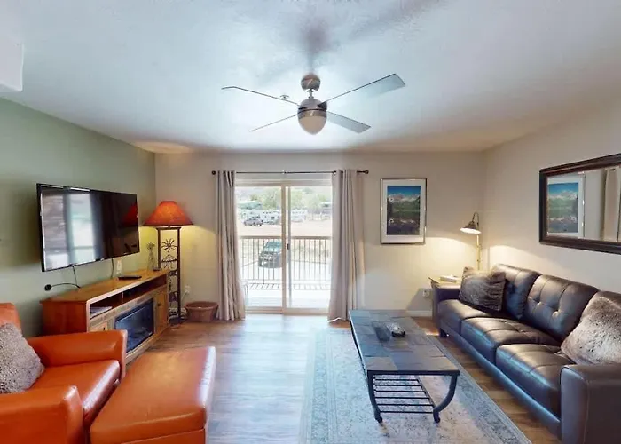 Red Cliff Condos #3E