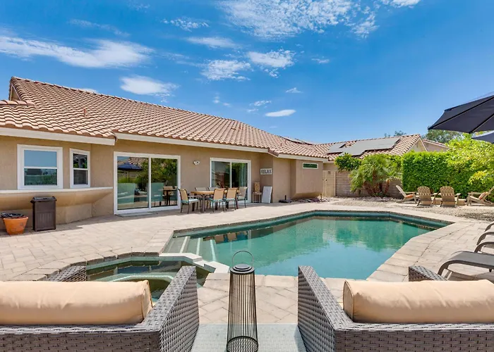Enjoy Luxury By Tennis/Coachella/Stagecoach