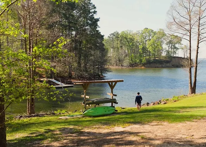 Lakefront 3Br With Bunkhouse And Kayaks, Rowboat Included