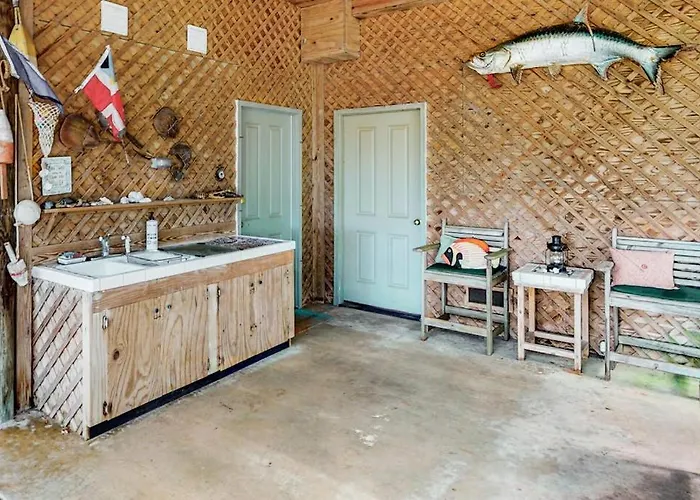 Pink Bird Cottage