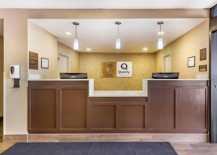 Quality Inn & Suites Spring Lake - Fayetteville Near Fort Bragg