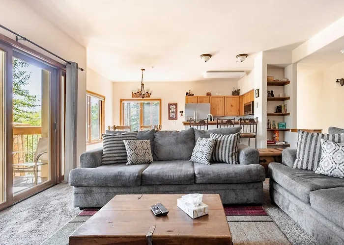 Breckenridge Luxury Condo, Easy Access To Ski Lifts!