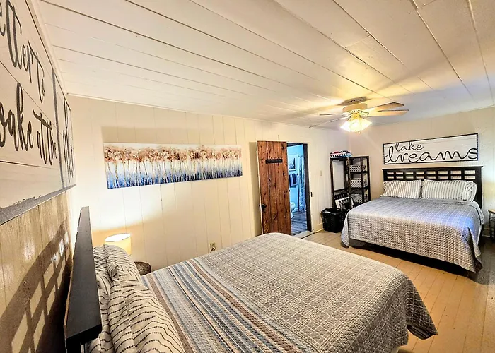 Edgewater Resort Cottage #1