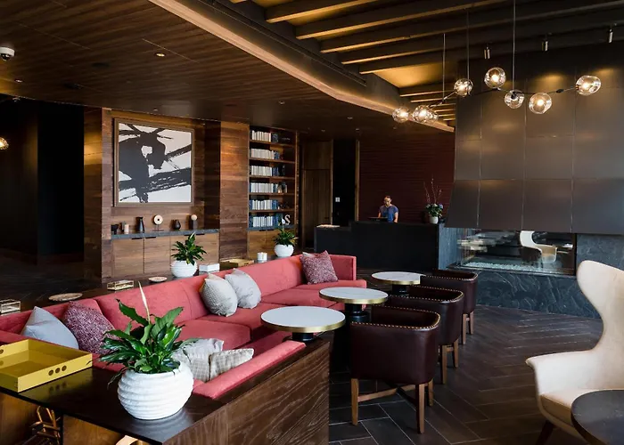 Cambria Hotel Boston Somerville
