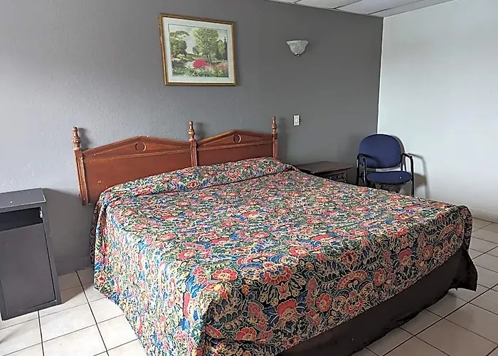 Austin Motor Inn