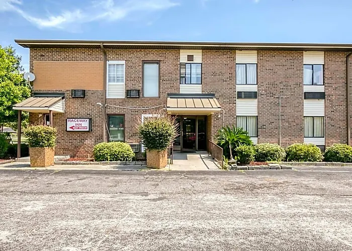 Raceway Inn Darlington By Oyo