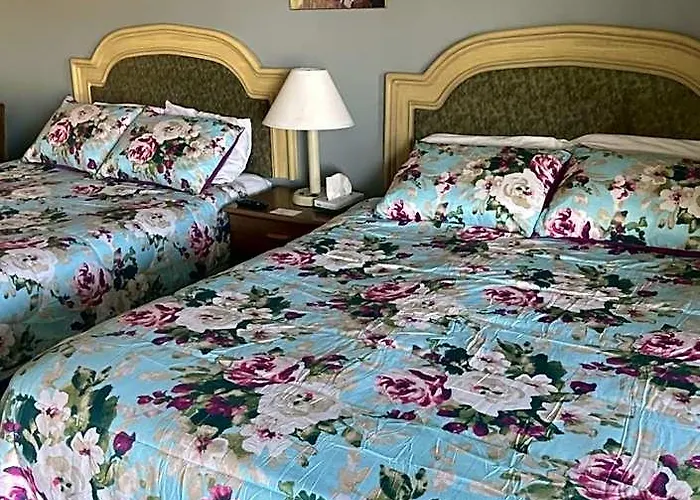 Hometown Inn