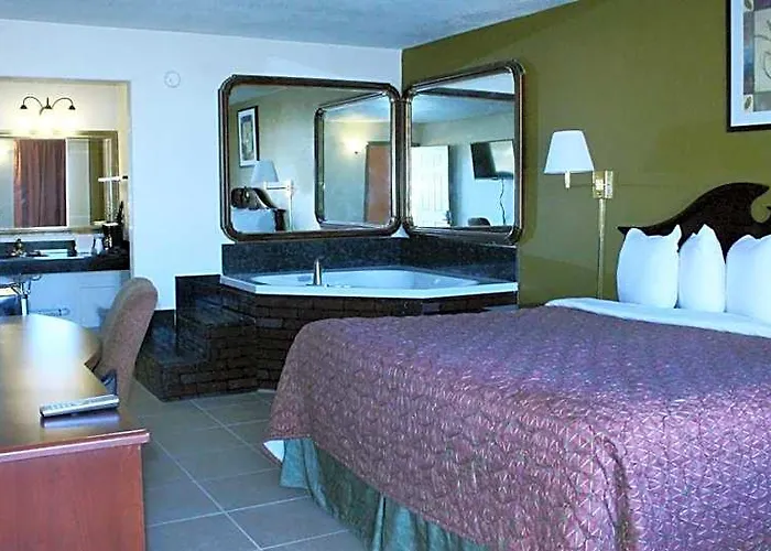 Royal Inn & Suites