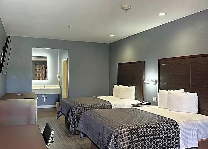 Atlantis Inn Suites