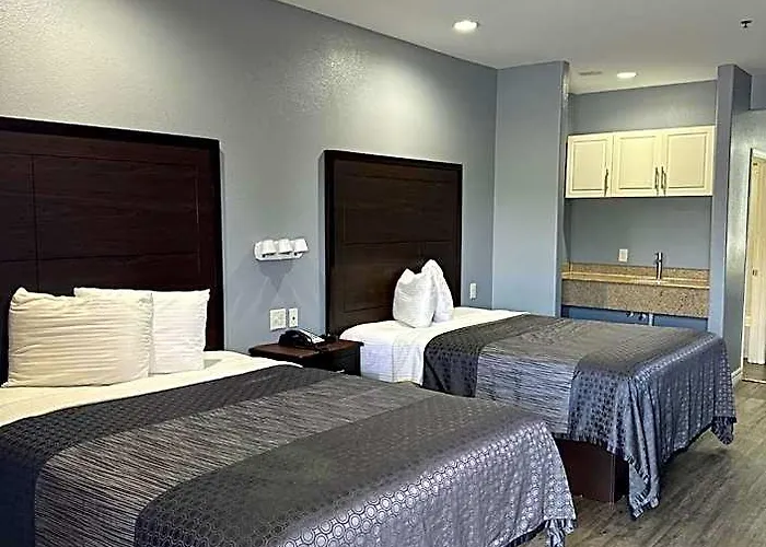 Atlantis Inn Suites