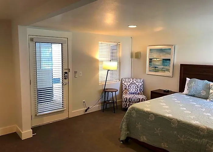 The Surf Beach Motel