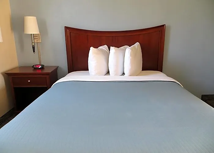 Coronet Motel