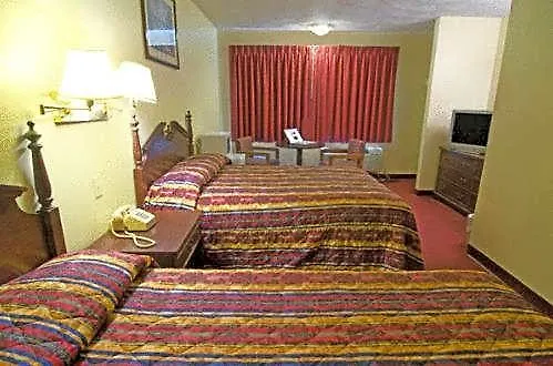 Rumford Motor Inn