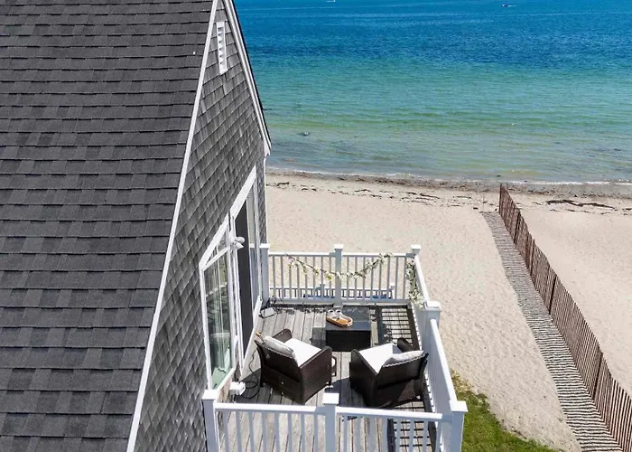 Oceanfront Cape Cod House By Rock Properties