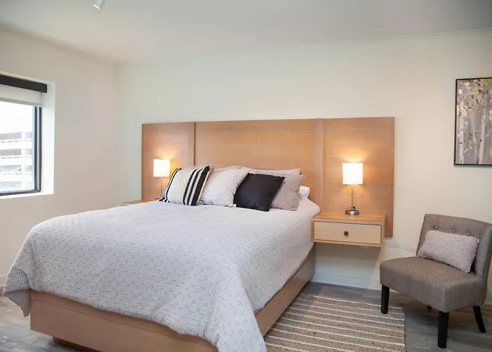 Mulberry, A Wyndham Hotel