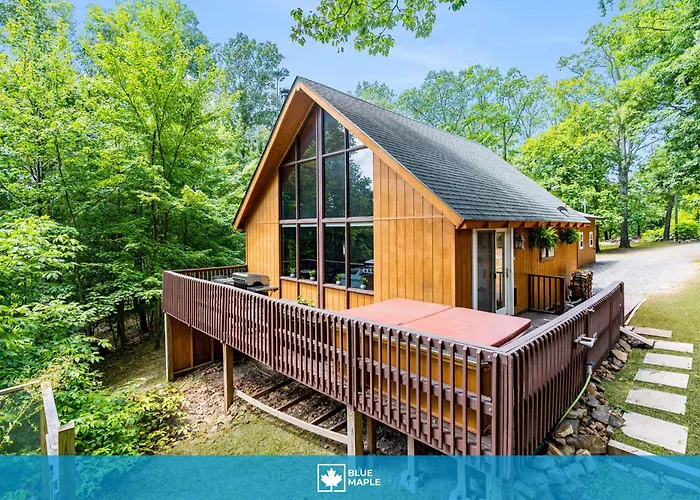 Quaint Loft Cabin W Hot Tub, Firepit, Deck & Grill