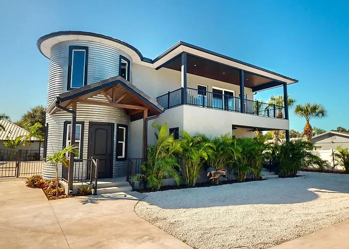 < 2 Mi To Indian Rocks Beach! Apt W/ Horses