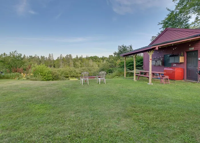 Cozy River Cabin W/ Fishing, Kayaks & Atv Access!