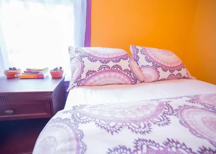 International Travelers House Downtown San Diego - Adults Only