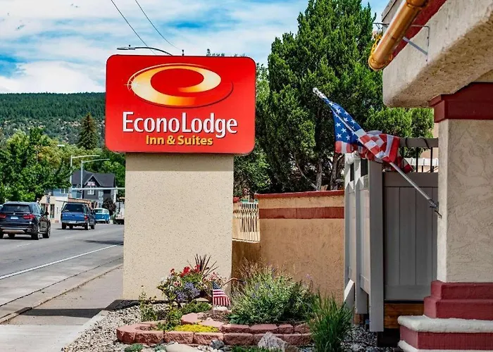 Econo Lodge Inn & Suites Durango