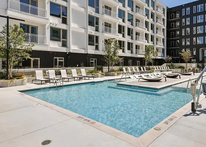 Stylish Nashville Retreat Near Downtown