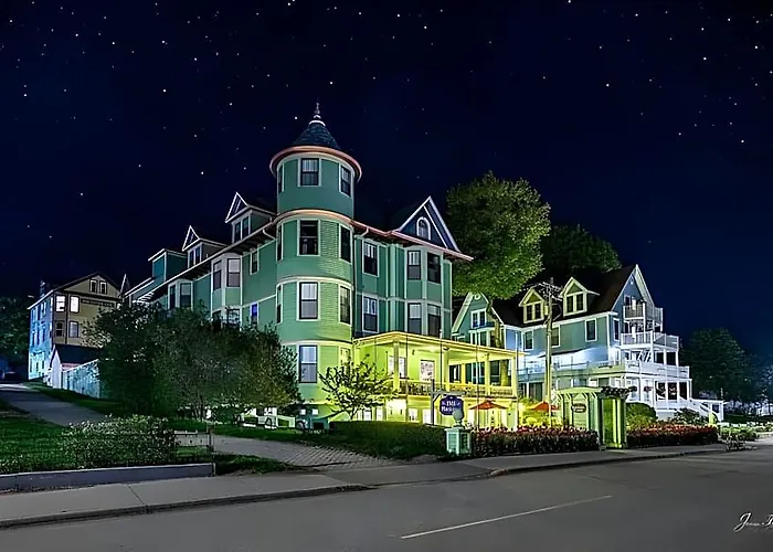 Inn On Mackinac