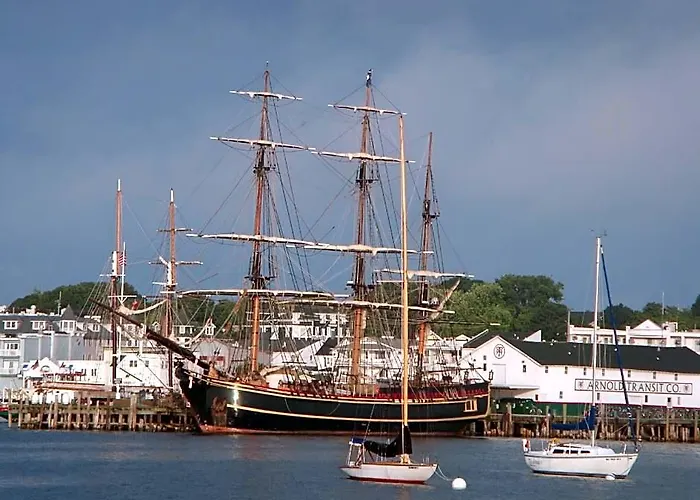 Inn On Mackinac