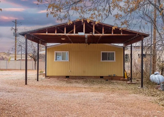 Adventure'S Oasis, Venture Base Unit 4