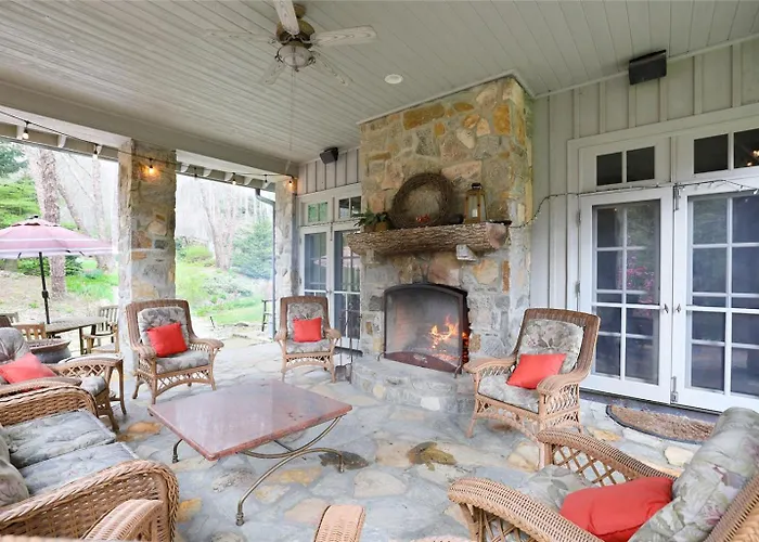 Crab Orchard Estate In Valle Crucis W Fireplace