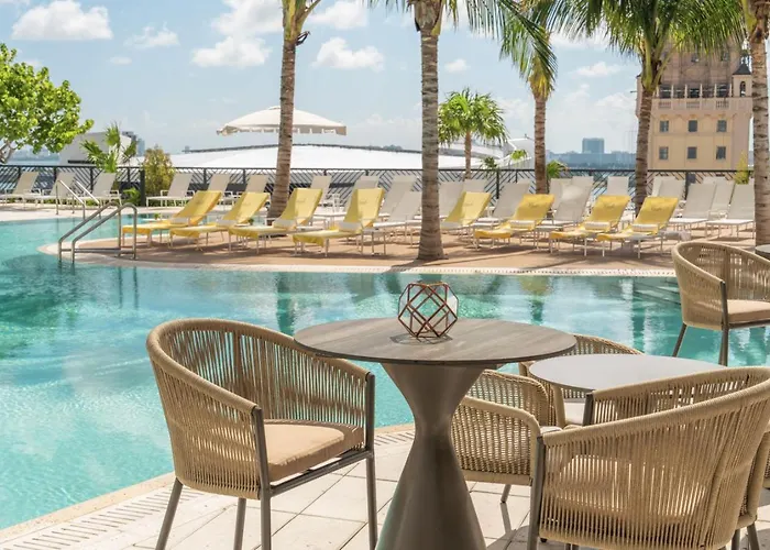 49Th Floor Penthouse Skyline Views Pool , Gym And Spa