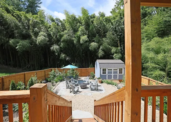 Bungalow Dream, Water & Electric Are Back-Fire Pit & Fenced