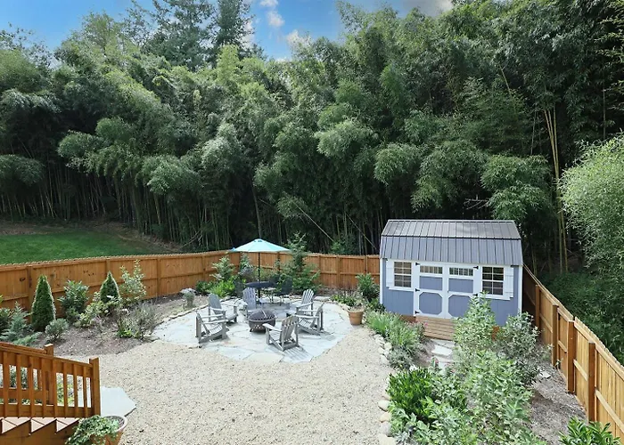 Bungalow Dream, Water & Electric Are Back-Fire Pit & Fenced