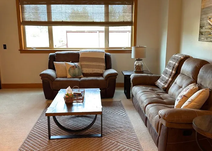 Coeur D Alene Riverstone Retreat