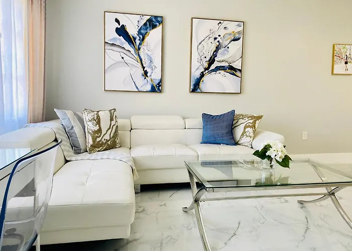 Stylish 1Br 2Ba Condo 1Block To Aventura Mall