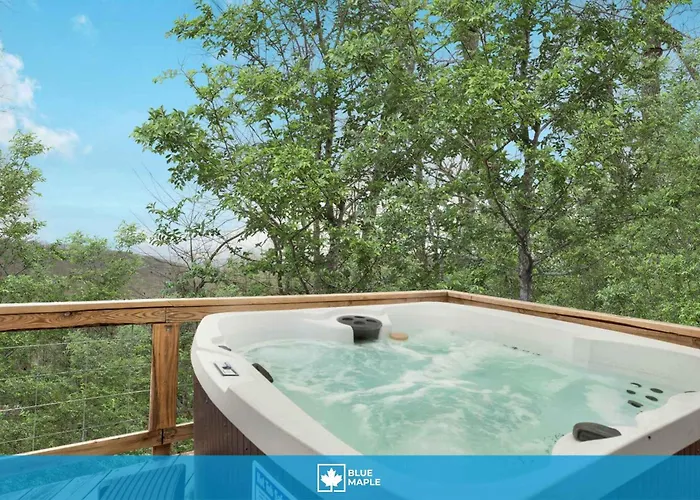 Valley Views Hot Tub Deck Screened Porch & Wifi