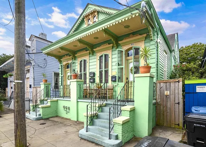 Historic Treme Creole Cottage 3 Bed-2 Bath