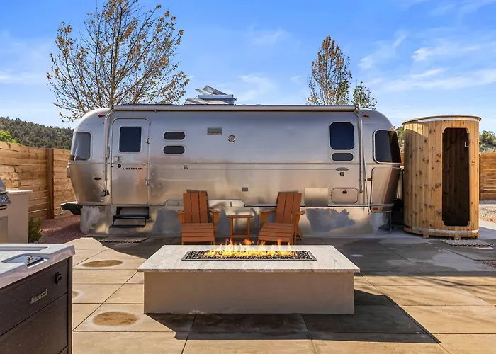 The Airstream 2 At East Zion In The Fields