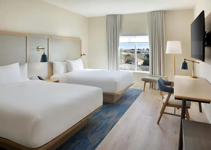 Fairfield Inn & Suites By Marriott Melbourne Beach